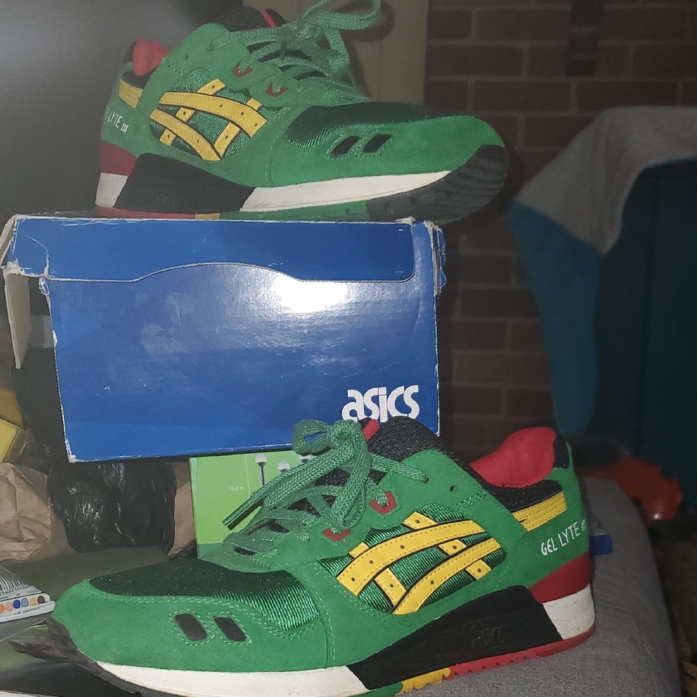 Asics Gel Lyte III Green and Yellow Sneakers